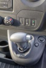 Renault Master Z.E. L2H2 2018 года (UK)